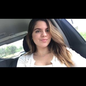 Meet your Posher, Thalya